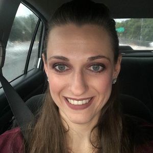 Meet your Posher, Kaitlyn